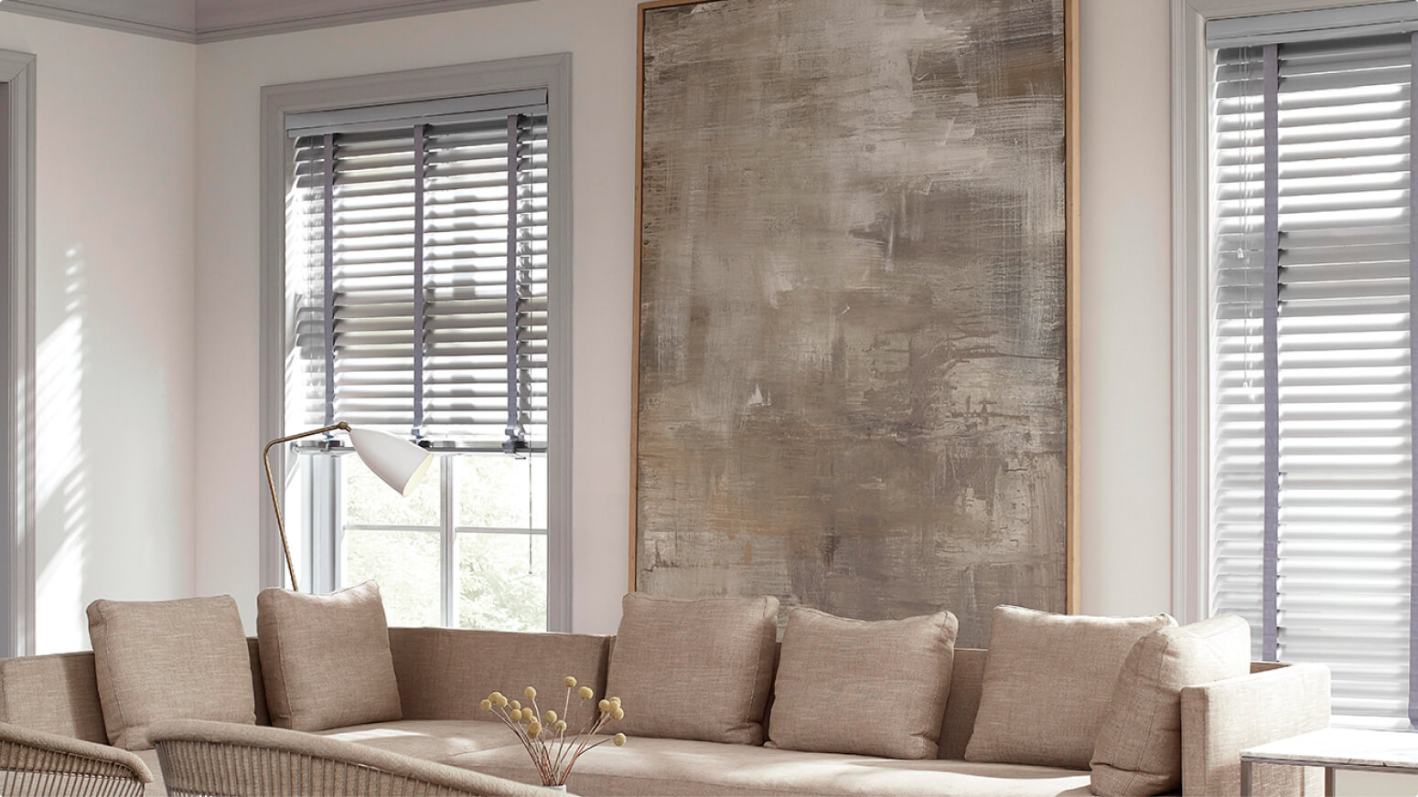 Find the Best Roman Shades Canada Shop Now for Stylish Window Coverings